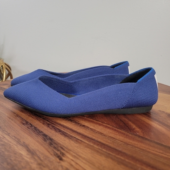 Rothys The Point Ballet Flats Blue Red & White Stripe Accent Women's Size 5.5 - Picture 6 of 16